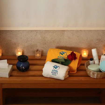 Eden 4* אסטוריל