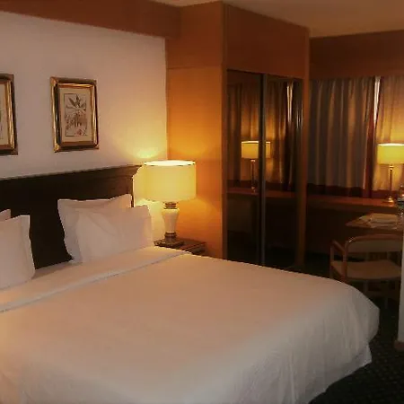 Eden Hotel 4*